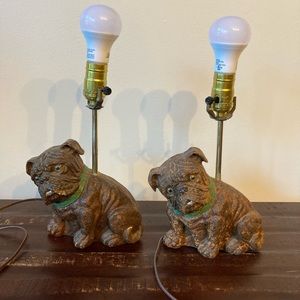 Set of vintage bulldog table lamps. Both work!